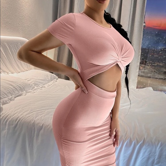 NWOT Pink Twist Front Cutout Dress - Picture 3 of 5